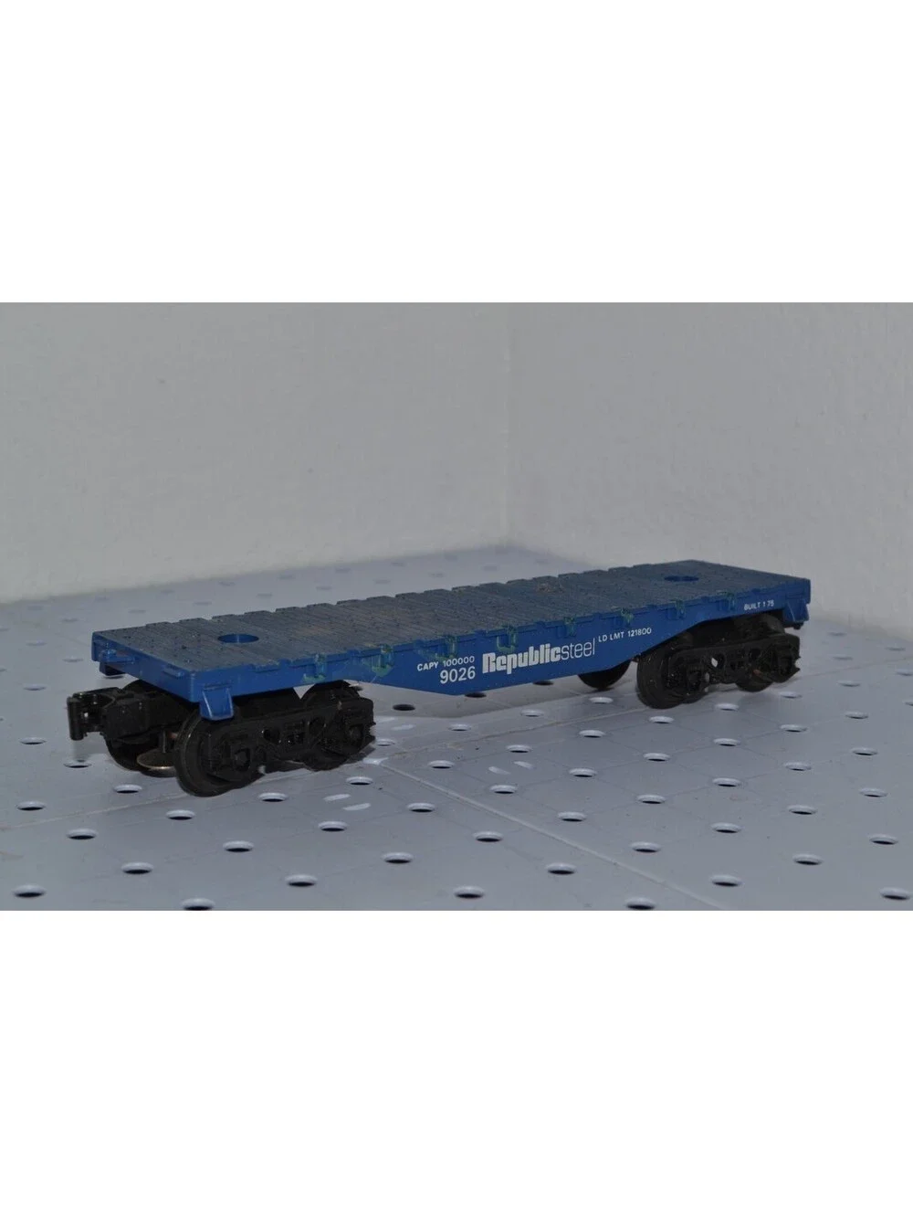 Vintage LIONEL 9026 Republic Steel Flat Gondola O-Gauge Blue Railroad Rail Car